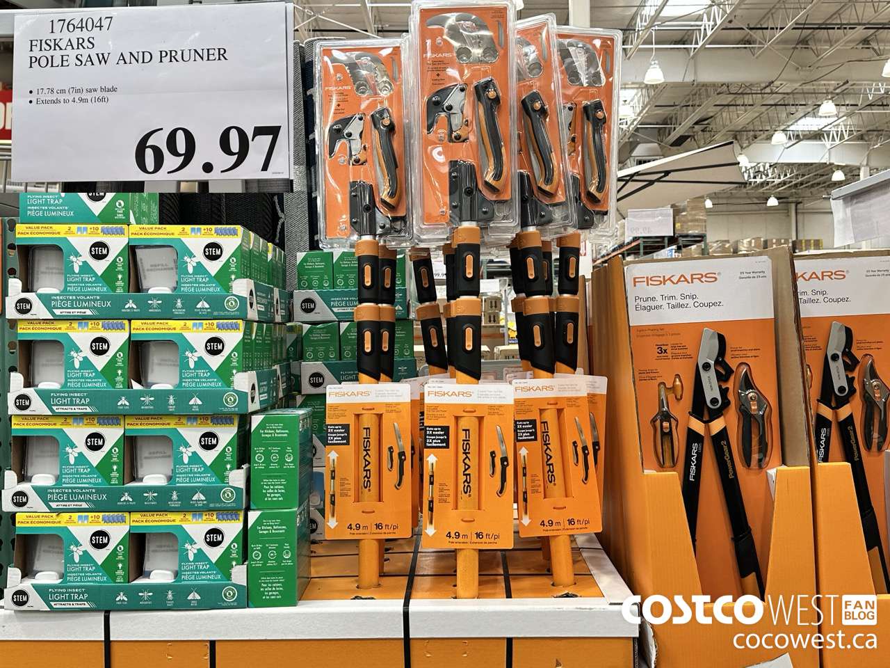 1764047 FISKARS POLE SAW AND PRUNER $69.97