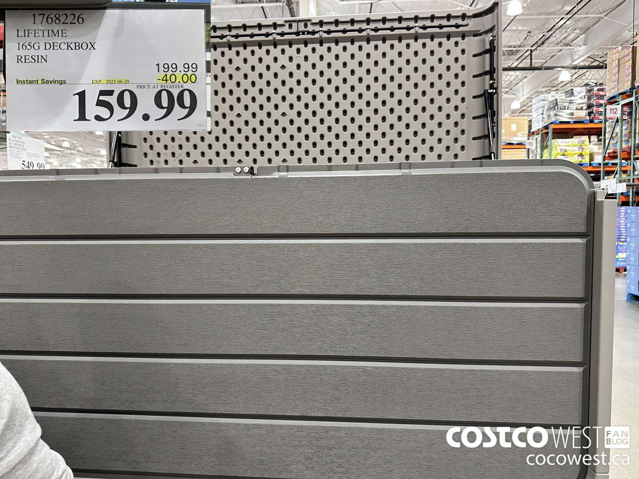 1768226 LIFETIME 165G DECKBOX RESIN ($40.00 INSTANT SAVINGS EXPIRES ON 2025-06-29) $159.99