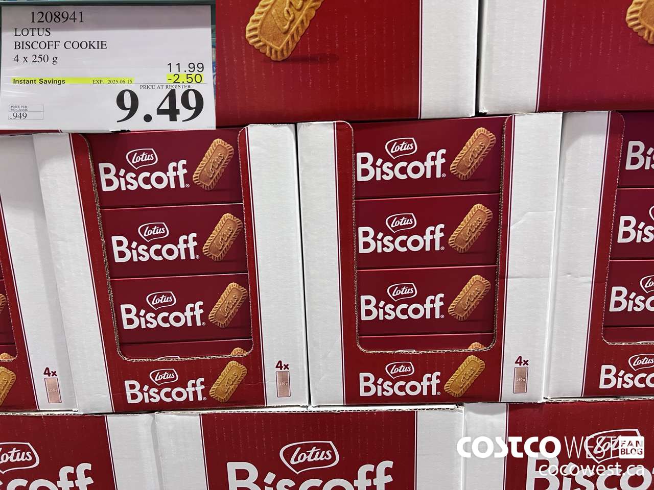 1208941 LOTUS BISCOFF COOKIE 4 x 250 g ($2.50 INSTANT SAVINGS EXPIRES ON 2025-06-15) $9.49