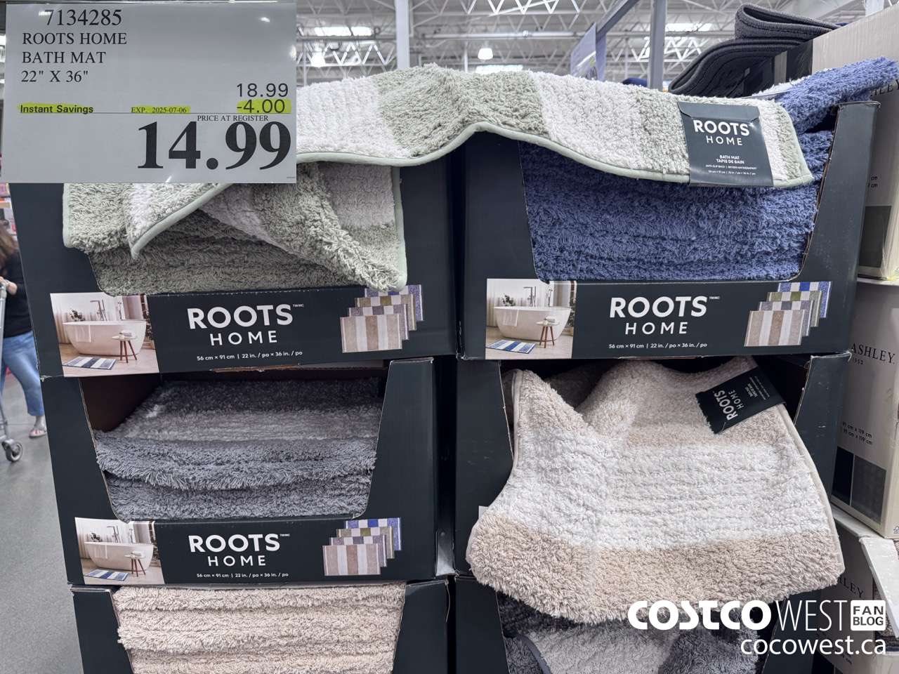 7134285 ROOTS HOME BATH MAT 22