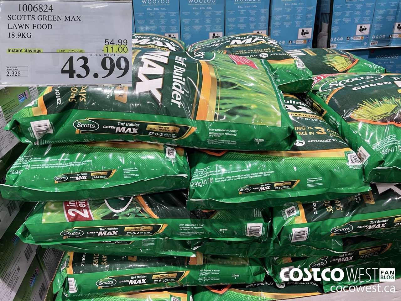 1006824 SCOTTS GREEN MAX LAWN FOOD 18.9KG ($11.00 INSTANT SAVINGS EXPIRES ON 2025-06-08) $43.99