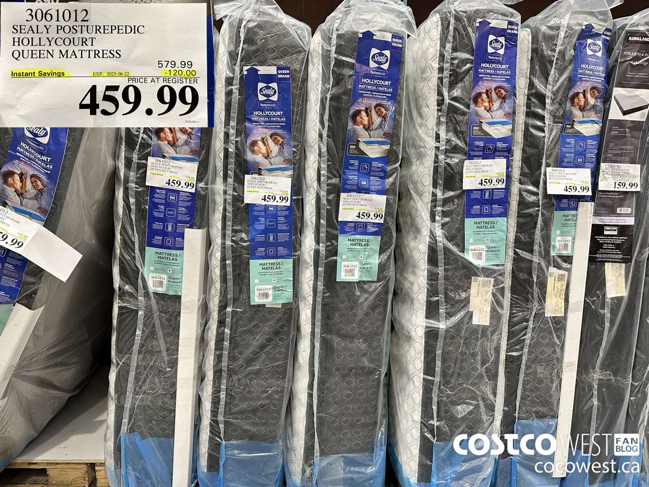 3061012 SEALY POSTUREPEDIC HOLLYCOURT QUEEN MATTRESS ($120.00 INSTANT SAVINGS EXPIRES ON 2025-06-22) $459.99