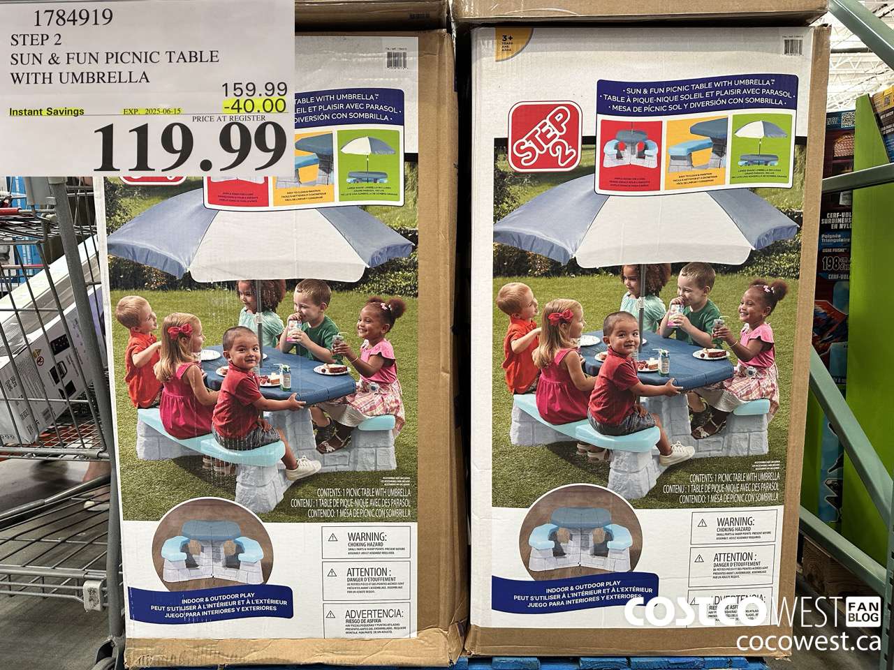1784919 STEP 2 SUN & FUN PICNIC TABLE WITH UMBRELLA ($40.00 INSTANT SAVINGS EXPIRES ON 2025-06-15) $119.99