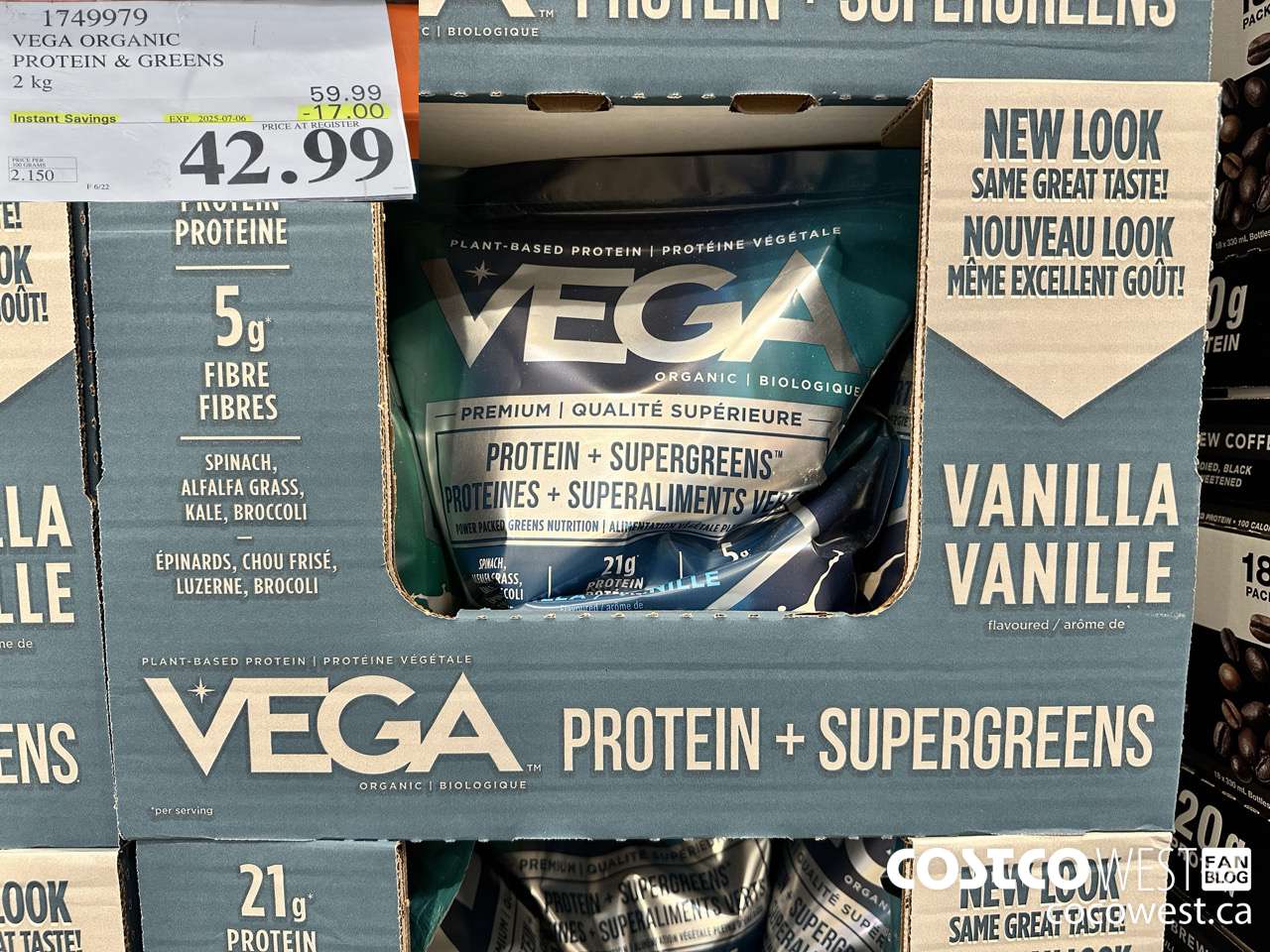 1749979 VEGA ORGANIC PROTEIN & GREENS 2 KG ($17.00 INSTANT SAVINGS EXPIRES ON 2025-07-06) $42.99