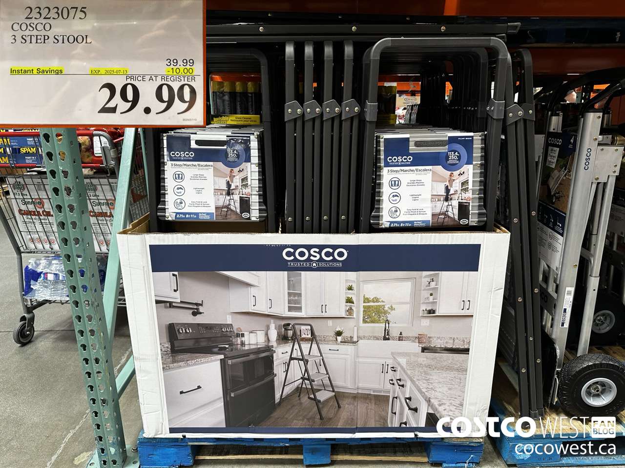 2323075 COSCO 3 STEP STOOL ($10.00 INSTANT SAVINGS EXPIRES ON 2025-07-13) $29.99