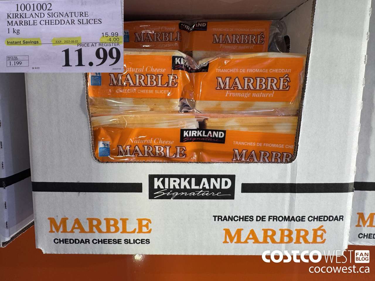 1001002 KIRKLAND SIGNATURE MARBLE CHEDDAR SLICES 1KG ($4.00 INSTANT SAVINGS EXPIRES ON 2025-08-03) $11.99