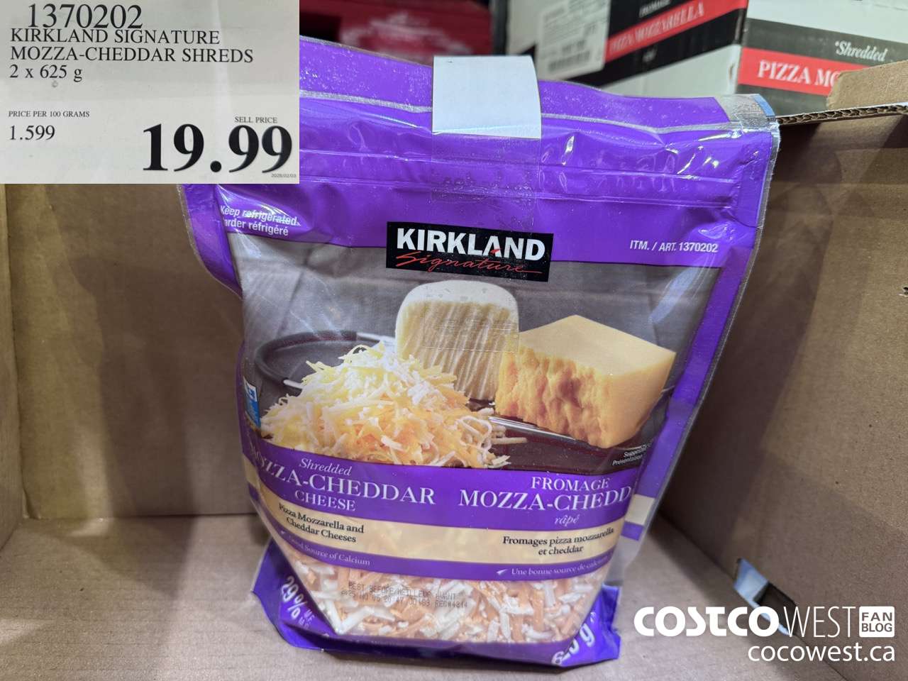 1370202 KIRKLAND SIGNATURE MOZZA-CHEDDAR SHREDS 2 X 625G $19.99