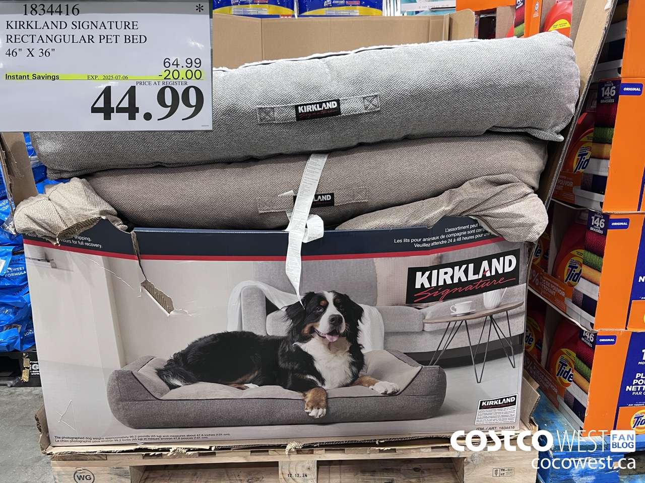 1834416 KIRKLAND SIGNATURE RECTANGULAR PET BED 46