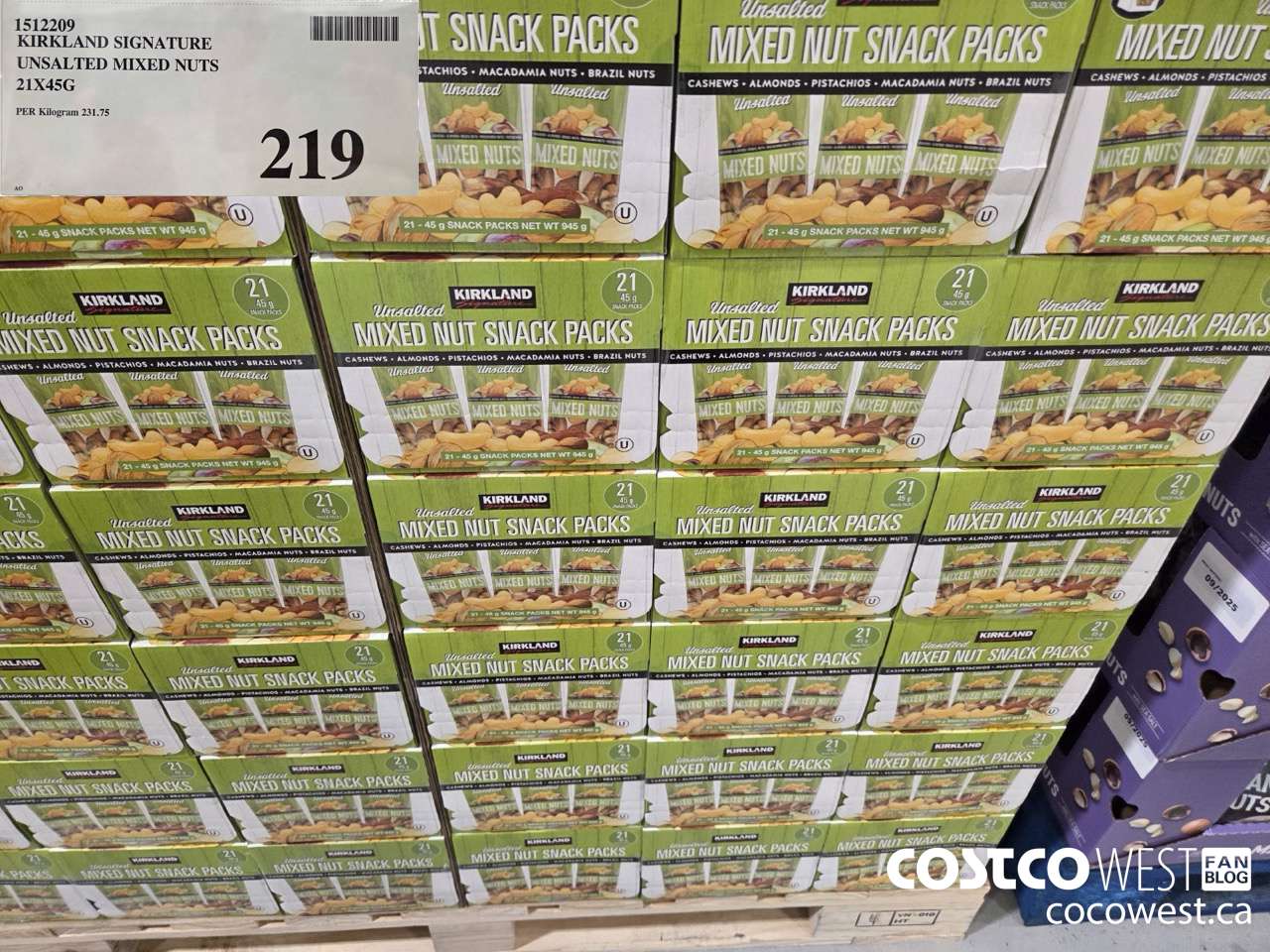 1512209 KIRKLAND SIGNATURE UNSALTED MIXED NUTS 21 X 45G $219.00