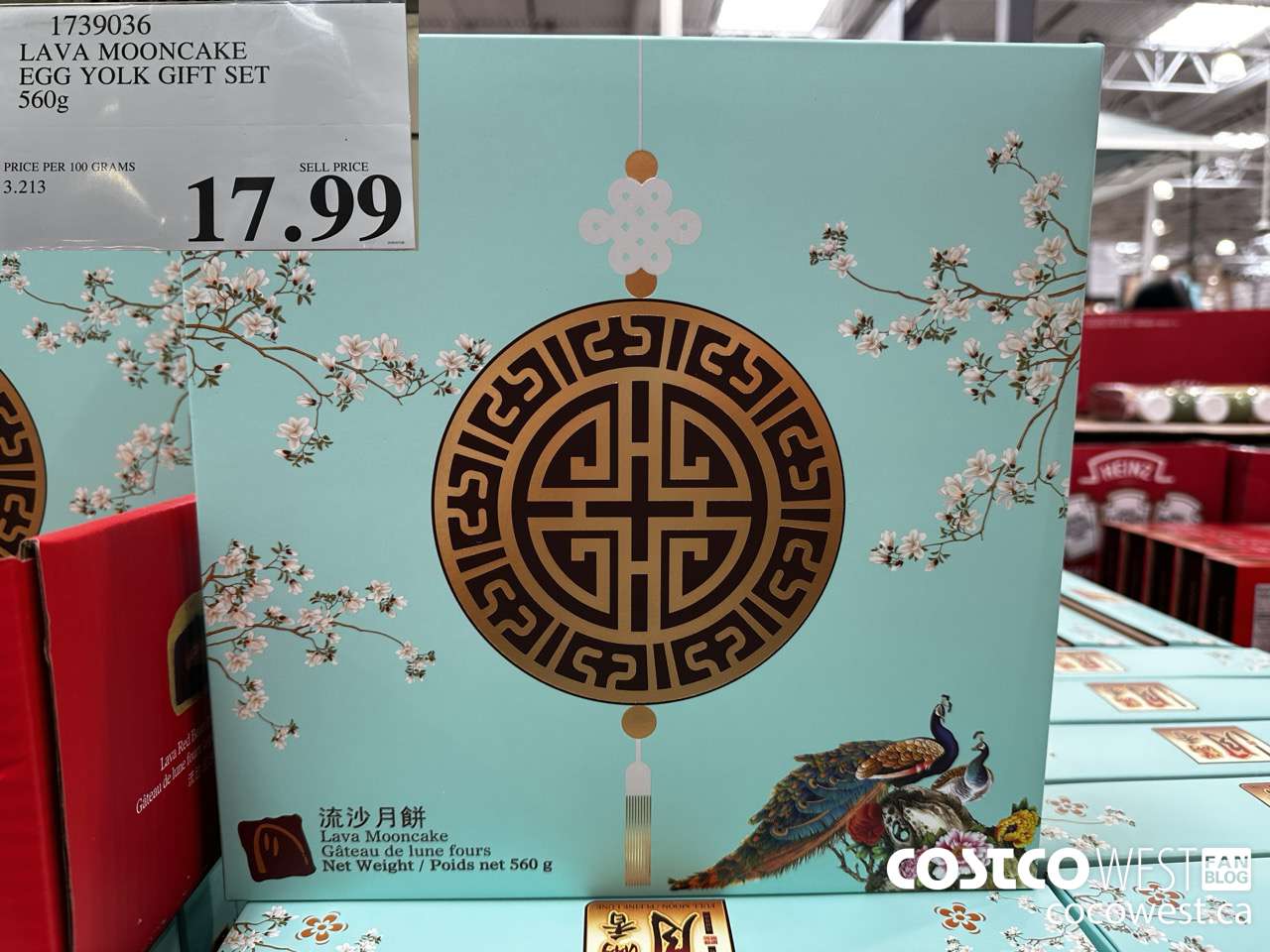 1739036 LAVA MOONCAKE EGG YOLK GIFT SET 560G $17.99