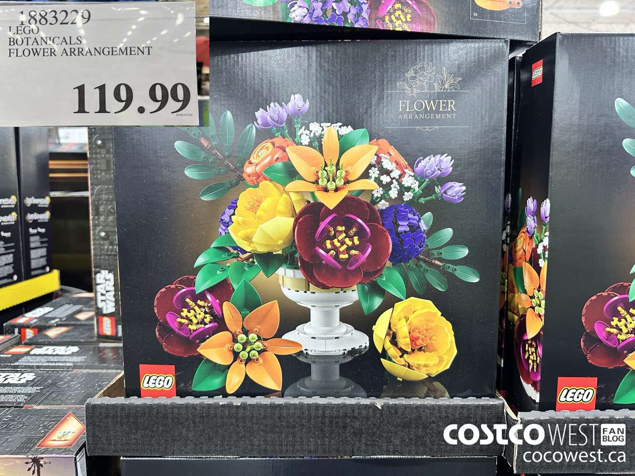 1883229 LEGO BOTANICALS FLOWER ARRANGEMENT $119.99