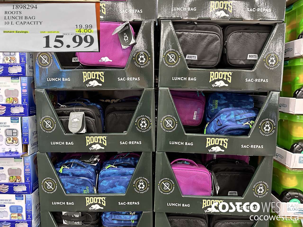 1898294 ROOTS LUNCH BAG 10 L CAPACITY ($4.00 INSTANT SAVINGS EXPIRES ON 2025-07-20) $15.99