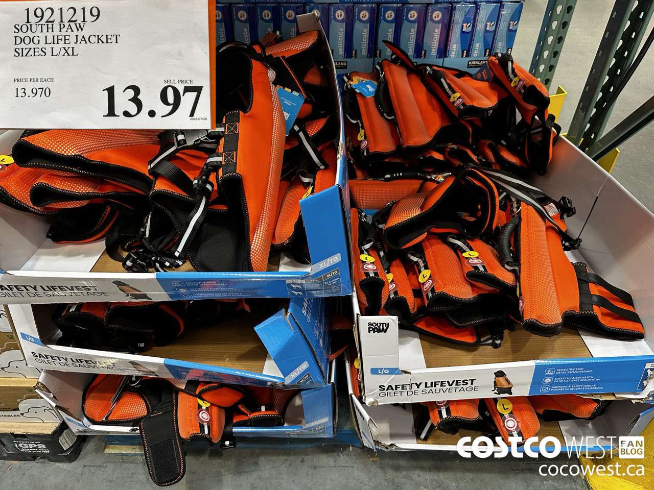 1921219 SILVER PAW DOG LIFE JACKET SIZES L/XL 500 $13.97