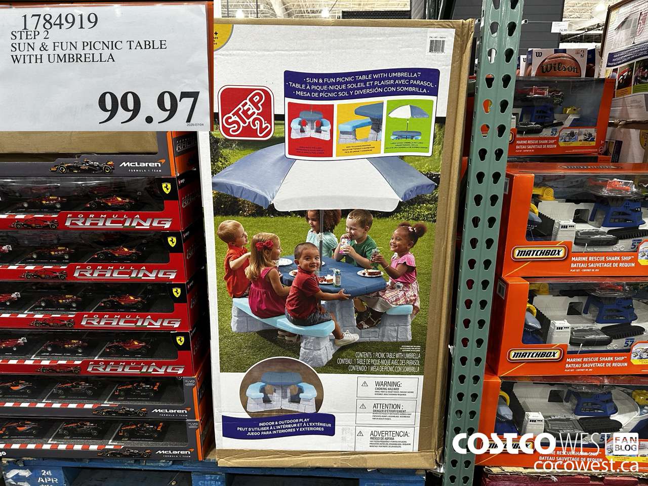 1784919 STEP 2 SUN & FUN PICNIC TABLE WITH UMBRELLA $99.97