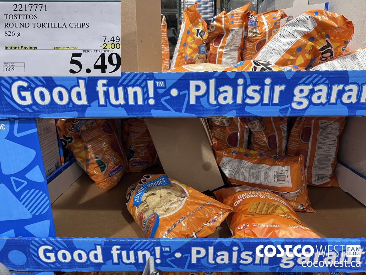 2217771 TOSTITOS ROUND TORTILLA CHIPS 826 G ($2.00 INSTANT SAVINGS EXPIRES ON 2025-07-06) $5.49