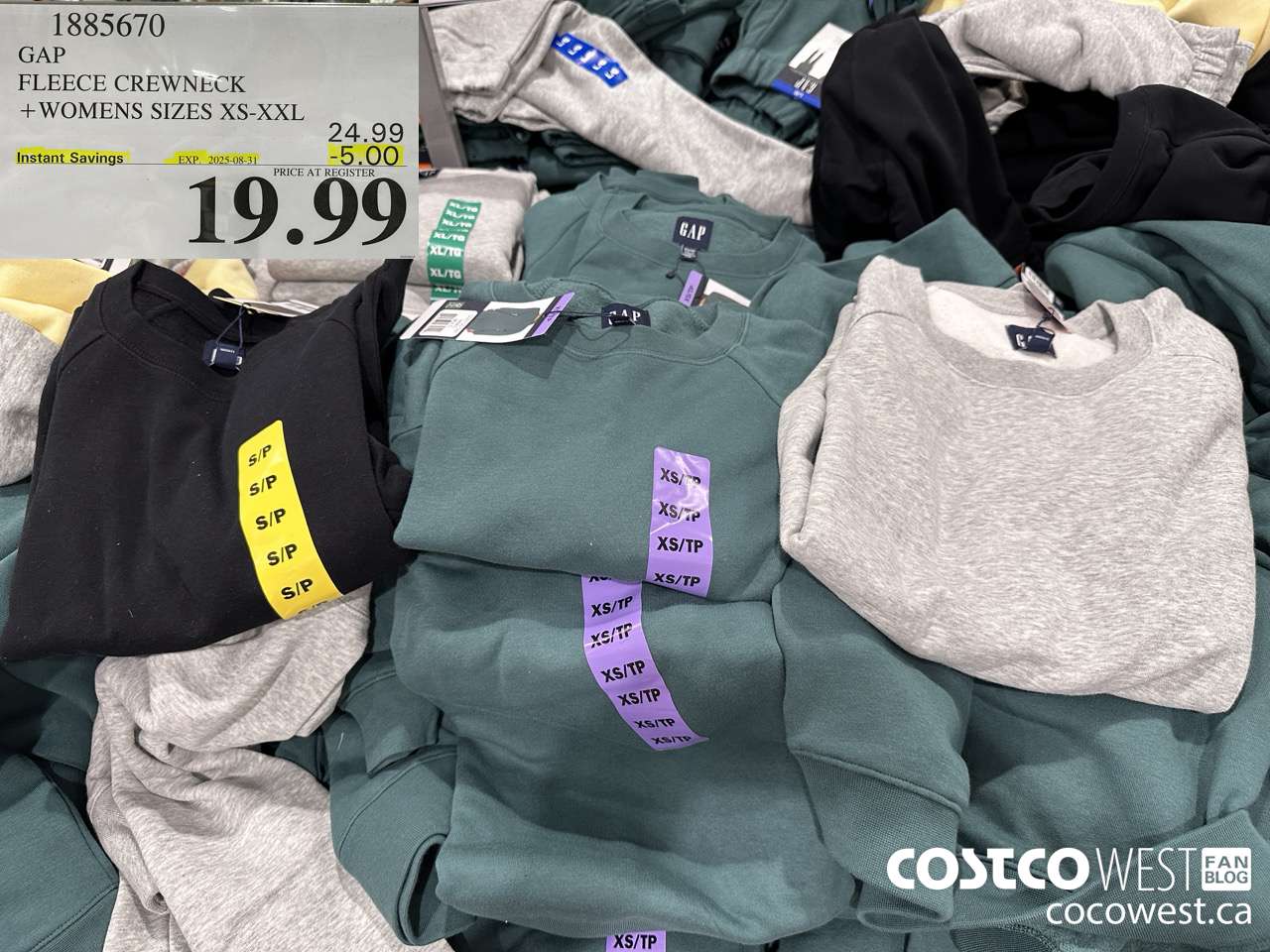 1885670 GAP FLEECE CREWNECK WOMENS SIZES XS ($5.00 INSTANT SAVINGS EXPIRES ON 2025-08-31) $19.99