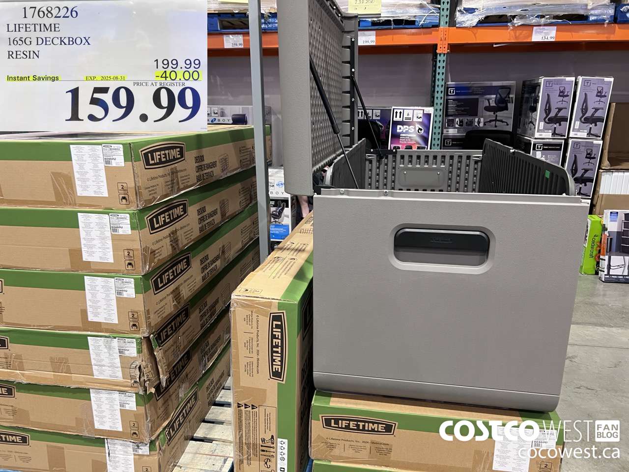 1768226 LIFETIME 165G DECKBOX RESIN ($40.00 INSTANT SAVINGS EXPIRES ON 2025-08-31) $159.99