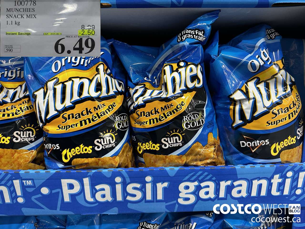 100778 MUNCHIES SNACK MIX 1.1 kg ($2.50 INSTANT SAVINGS EXPIRES ON 2025-08-31) $6.49