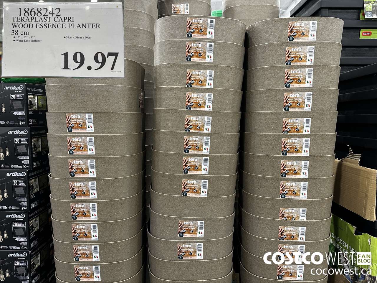 1868242 TERRAPLAST CAPRI WOOD ESSENCE PLANTER 38CM $19.97