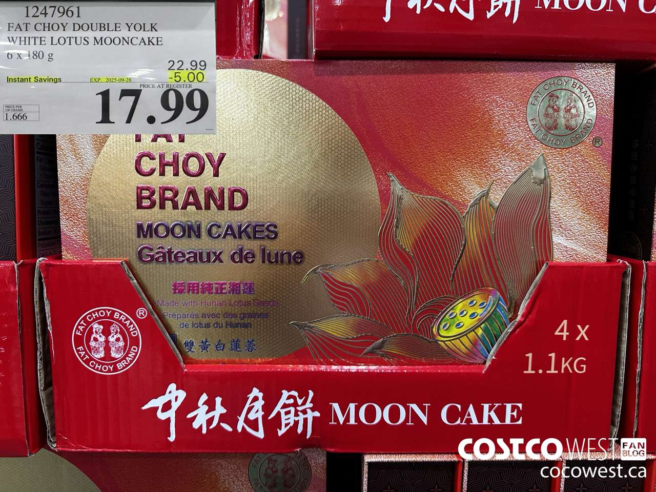 1247961 FAT CHOY DOUBLE YOLK WHITE LOTUS MOONCAKE 6 X 180G ($5.00 INSTANT SAVINGS EXPIRES ON 2025-09-28) $17.99