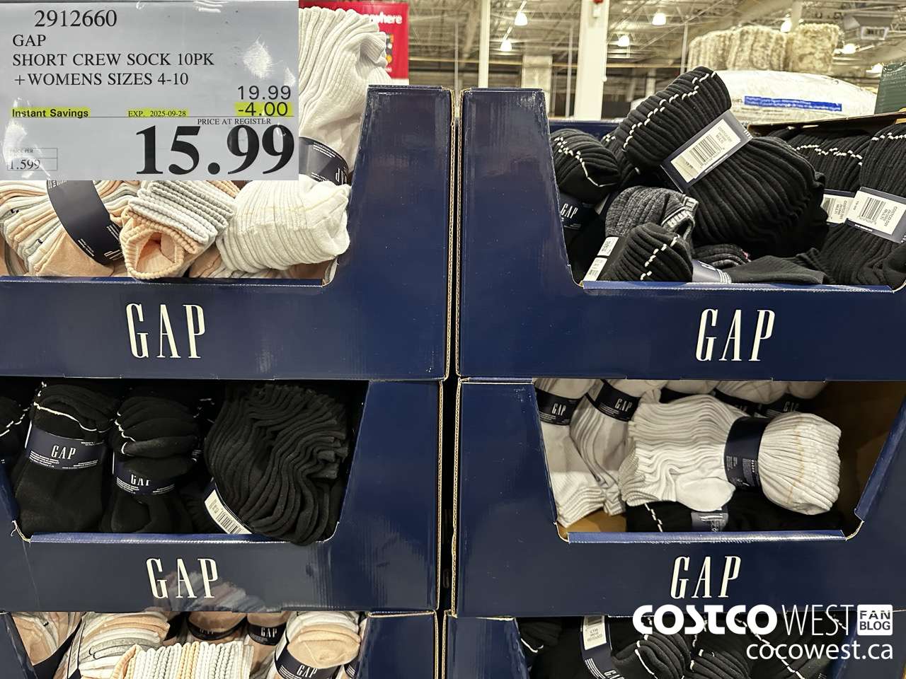 2912660 GAP SHORT CREW SOCK 10PK WOMENS SIZES 4-10 ($4.00 INSTANT SAVINGS EXPIRES ON 2025-09-28) $15.99