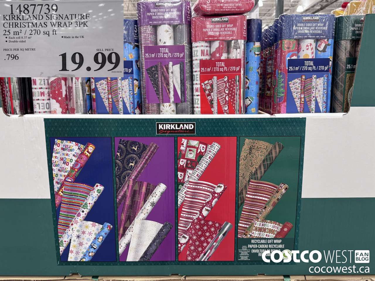 1487739 KIRKLAND SIGNATURE CHRISTMAS WRAP 3PK 25.1 M2 / 270 SQ FT $19.99