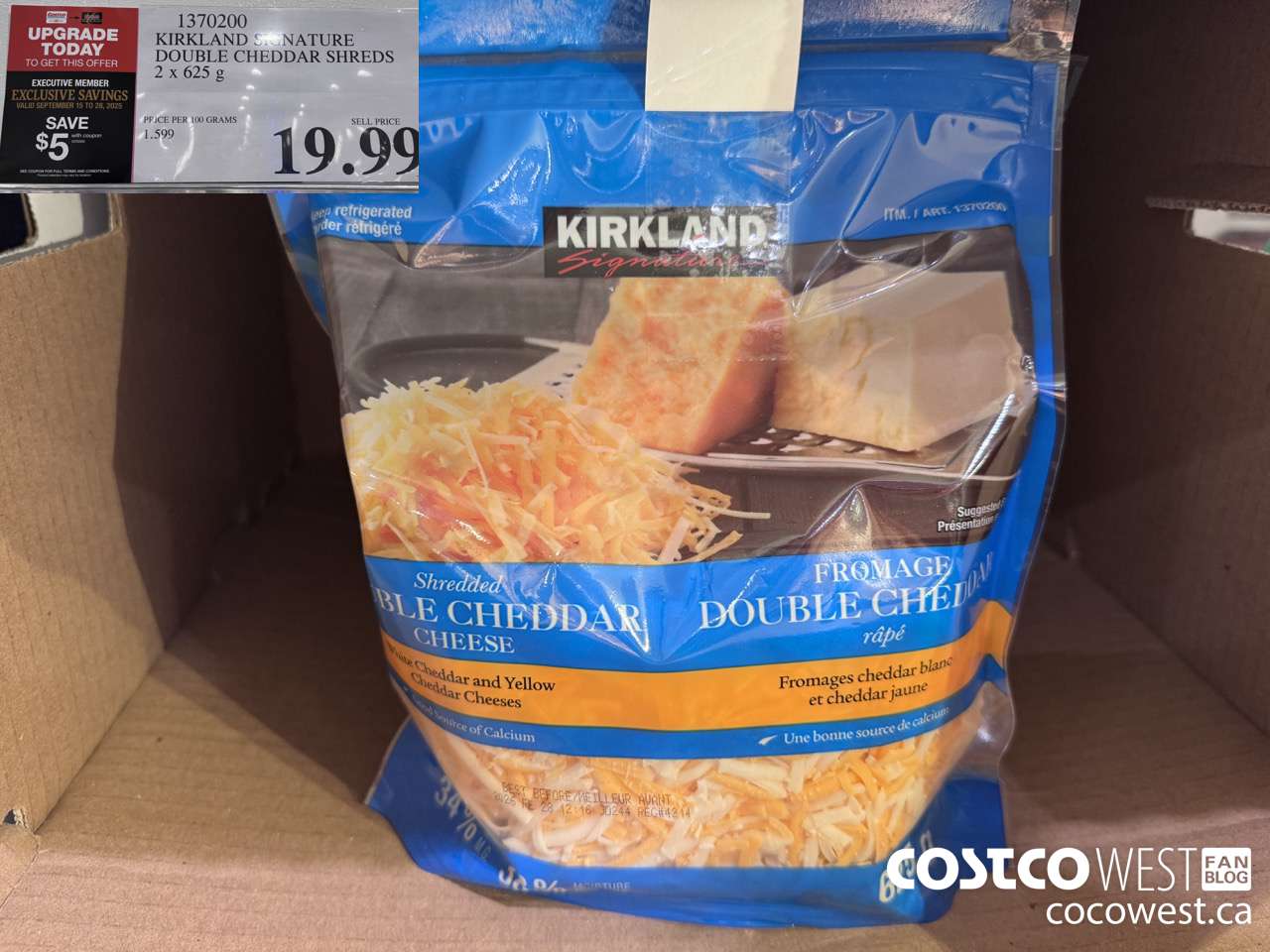 1370200 KIRKLAND SIGNATURE DOUBLE CHEDDAR SHREDS 2 x 625 g ($5.00 INSTANT SAVINGS EXPIRES ON 2025-09-28) $19.99
