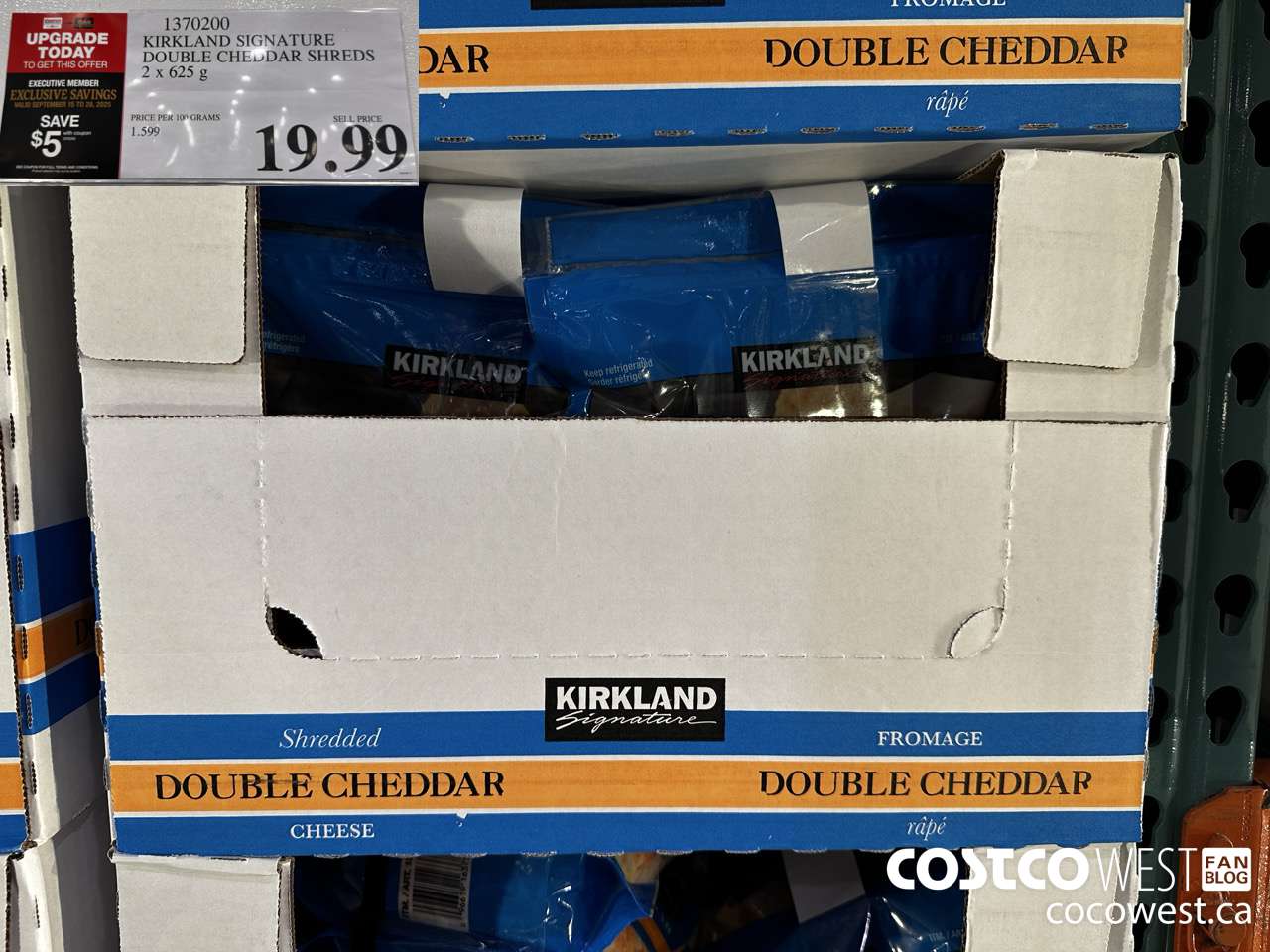 1370200 KIRKLAND SIGNATURE DOUBLE CHEDDAR SHREDS 2 x 625 g ($5.00 INSTANT SAVINGS EXPIRES ON 2025-09-28) $19.99