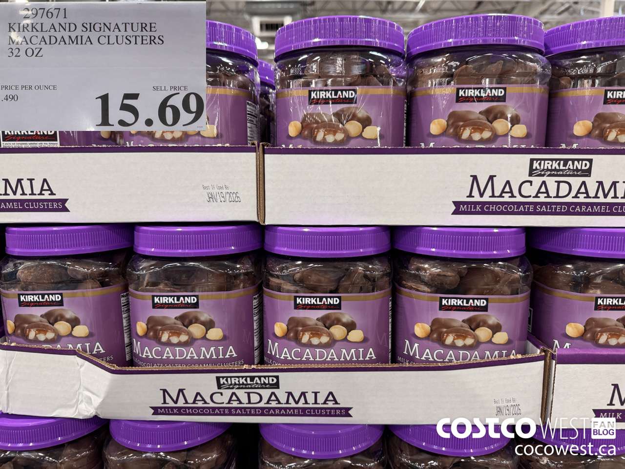 297671 KIRKLAND SIGNATURE MACADAMIA CLUSTERS 32 OZ $15.69