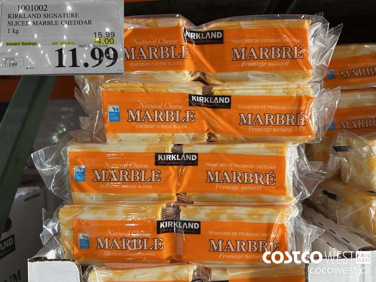 1001002 KIRKLAND SIGNATURE MARBLE CHEDDAR SLICES 1KG ($4.00 INSTANT SAVINGS EXPIRES ON 2025-09-14) $11.99