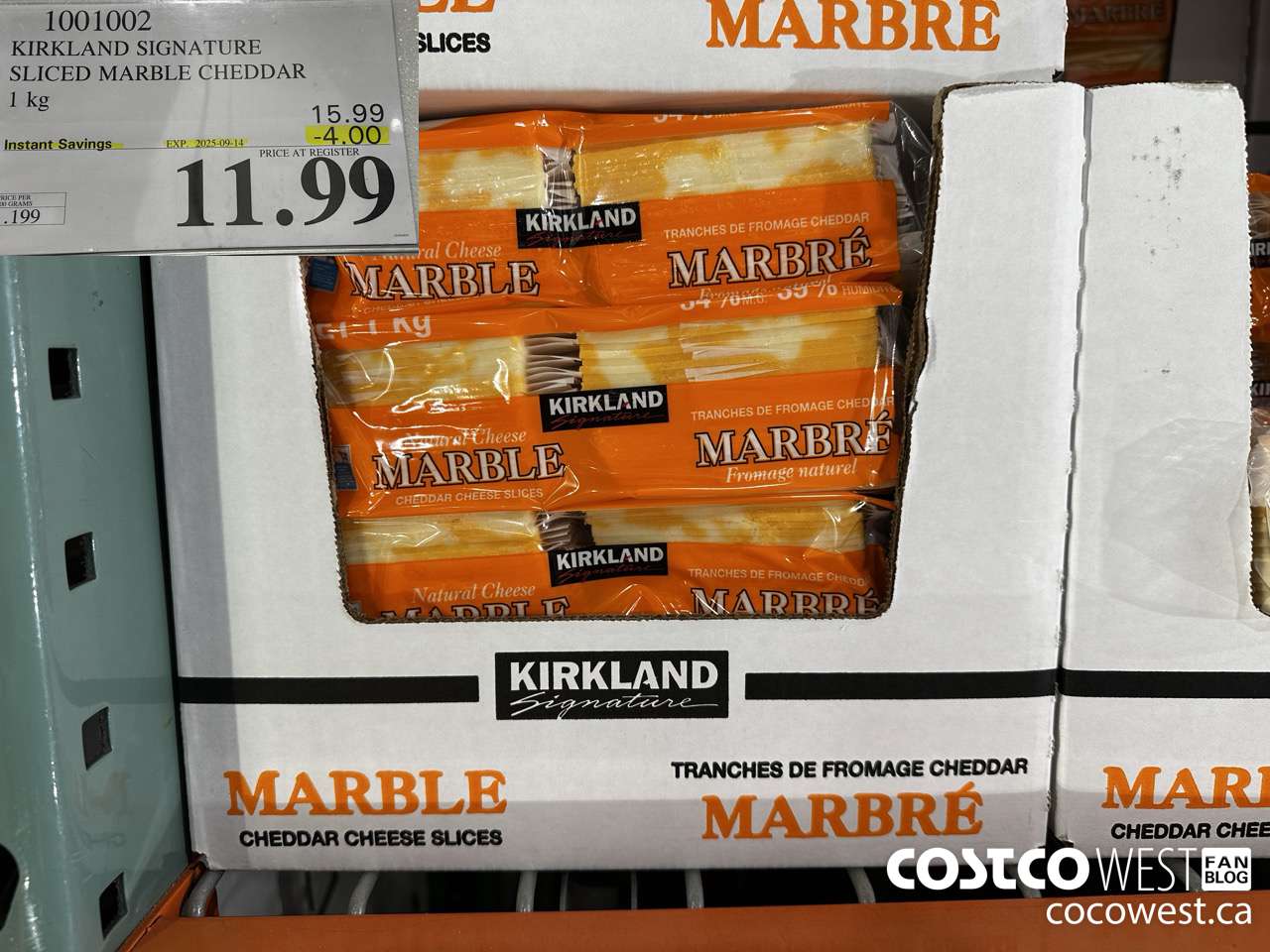 1001002 KIRKLAND SIGNATURE MARBLE CHEDDAR SLICES 1KG ($4.00 INSTANT SAVINGS EXPIRES ON 2025-09-14) $11.99