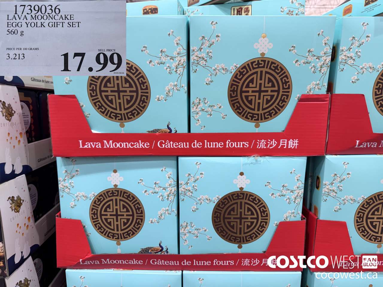 1739036 LAVA MOONCAKE EGG YOLK GIFT SET 560G $17.99