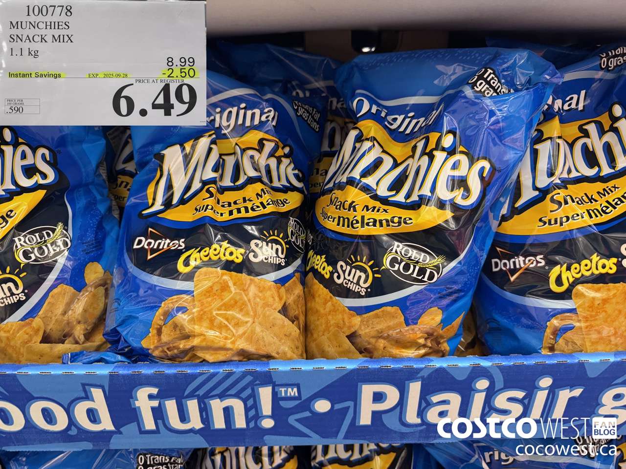 100778 MUNCHIES SNACK MIX 1.1 kg ($2.50 INSTANT SAVINGS EXPIRES ON 2025-09-28) $6.49