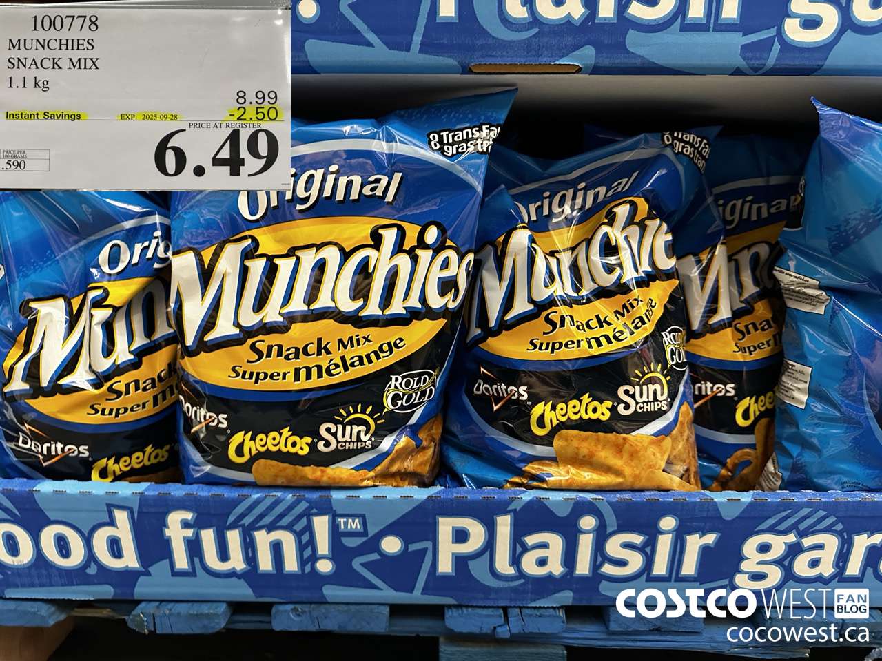 100778 MUNCHIES SNACK MIX 1.1 kg ($2.50 INSTANT SAVINGS EXPIRES ON 2025-09-28) $6.49