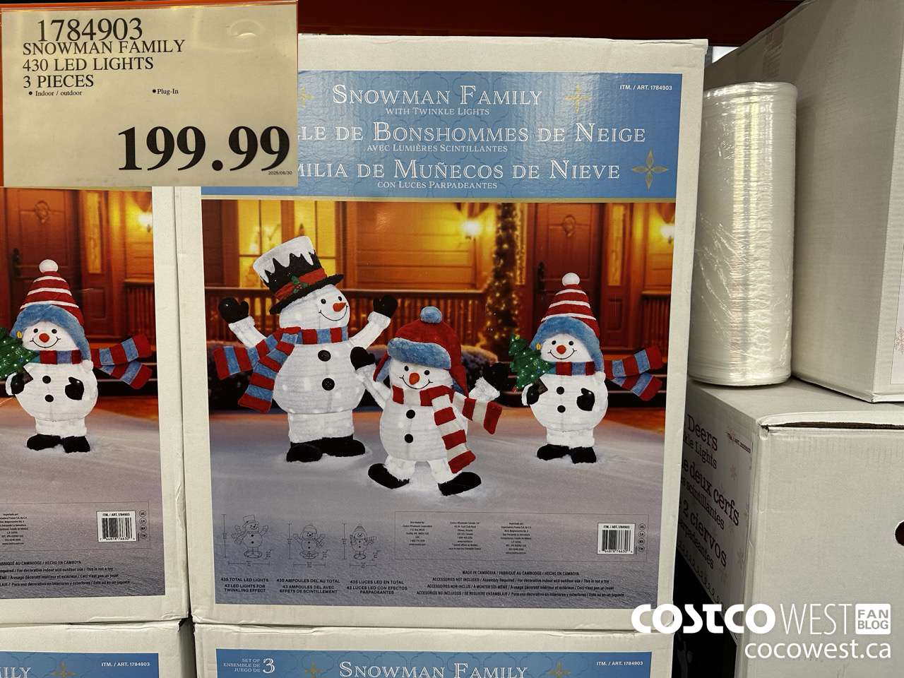 1784903 SNOWMAN FAMILY 430 LED LIGHTS 3 PIECES $199.99