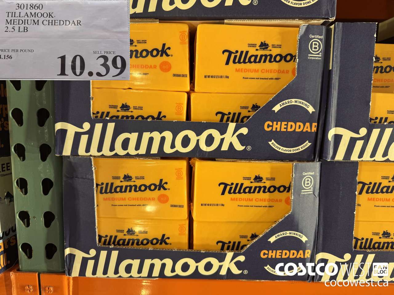 301860 TILLAMOOK MEDIUM CHEDDAR 2.5 LBS  $10.39