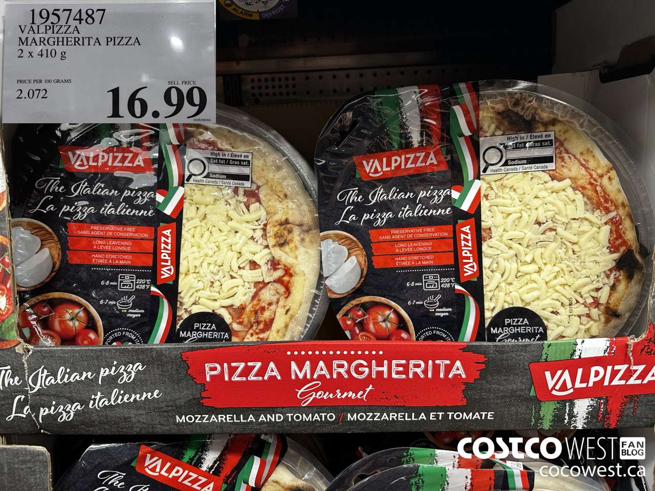 1957487 VALPIZZA MARGHERITA PIZZA 2 X 410G $16.99