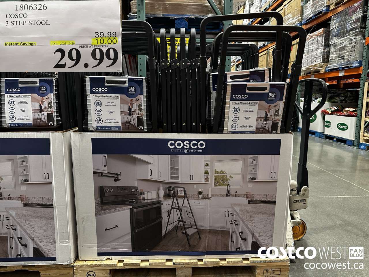 1806326 COSCO 3 STEP STOOL ($10.00 INSTANT SAVINGS EXPIRES ON 2025-10-26) $29.99