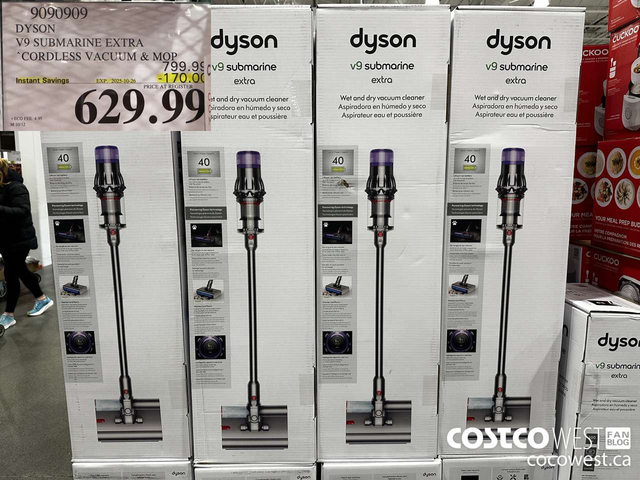 9090909 DYSON V9 SUBMARINE EXTRA CORDLESS VACUUM & MOP ($170.00 INSTANT SAVINGS EXPIRES ON 2025-10-26) $629.99