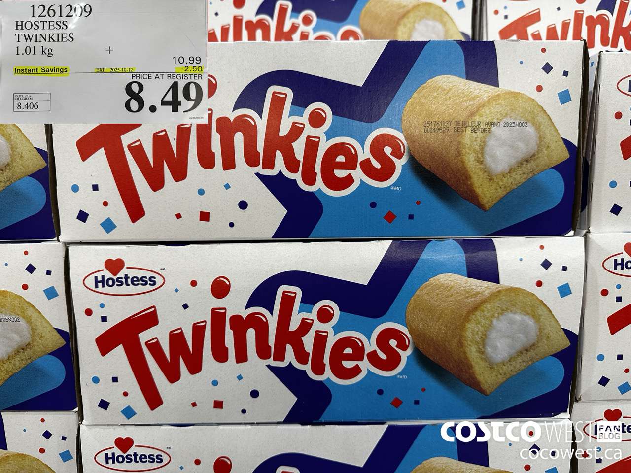 1261209 HOSTESS TWINKIES 1.01KG ($2.50 INSTANT SAVINGS EXPIRES ON 2025-10-12) $8.49