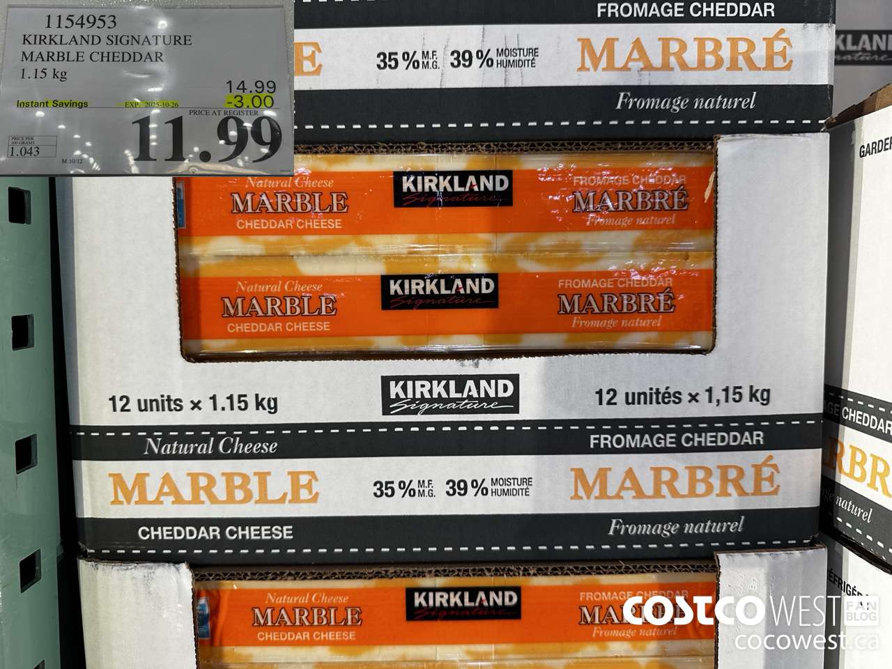 1154953 KIRKLAND SIGNATURE MARBLE CHEDDAR 1.15 KG ($3.00 INSTANT SAVINGS EXPIRES ON 2025-10-26) $11.99