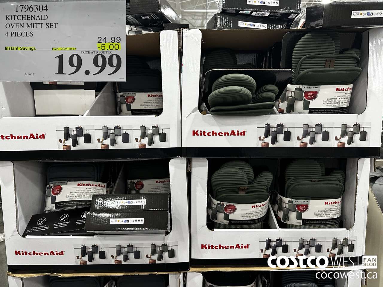 1796304 KITCHENAID OVEN MITT SET 4 PIECES ($5.00 INSTANT SAVINGS EXPIRES ON 2025-10-12) $19.99