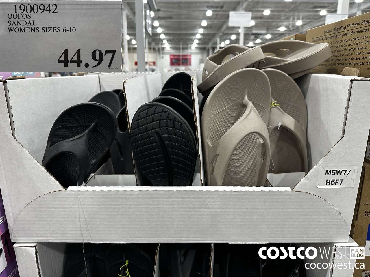 1900942 OOFOS SANDAL WOMENS SIZES 6-10 $44.97