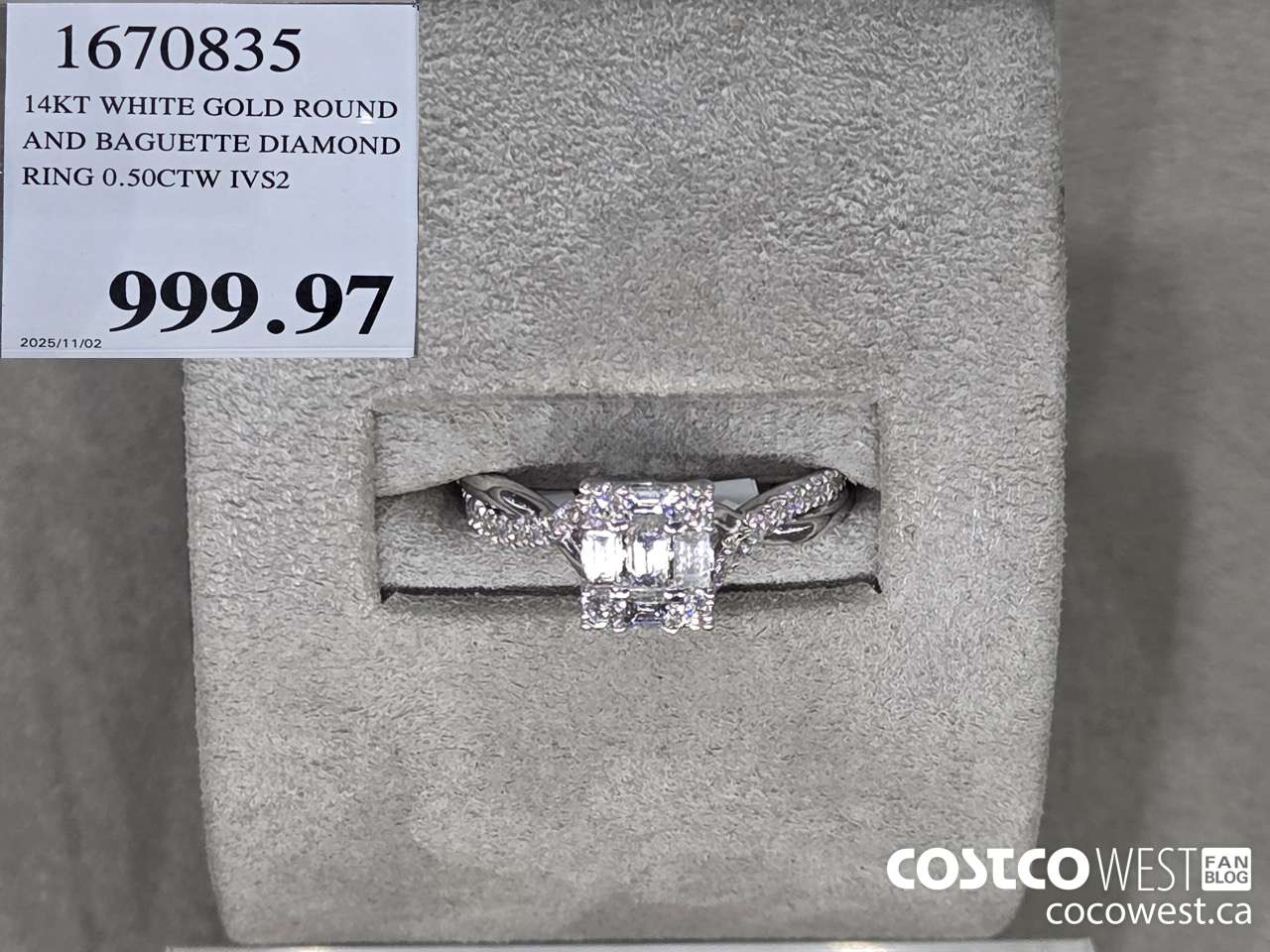 1670835 14KT WHITE GOLD ROUND AND BAGUETTE DIAMOND RING 0.50CTW IVS2 $999.97