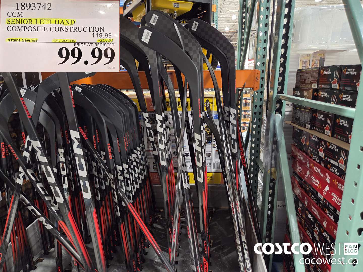 1893742 CCM SENIOR LEFT HAND HOCKEY STICK COMPOSITE CONSTRUCTION ($20.00 INSTANT SAVINGS EXPIRES ON 2024-11-09) $99.99