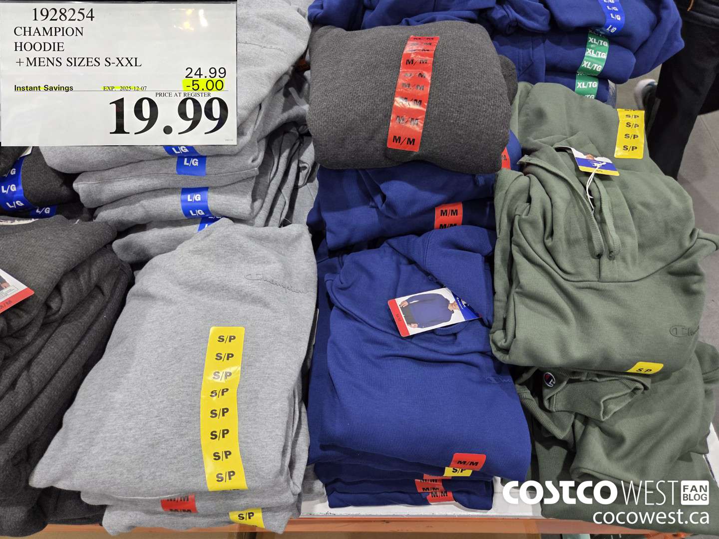 1928254 CHAMPION HOODIE MENS SIZES S-XXL ($5.00 INSTANT SAVINGS EXPIRES ON 2025-12-07) $19.99