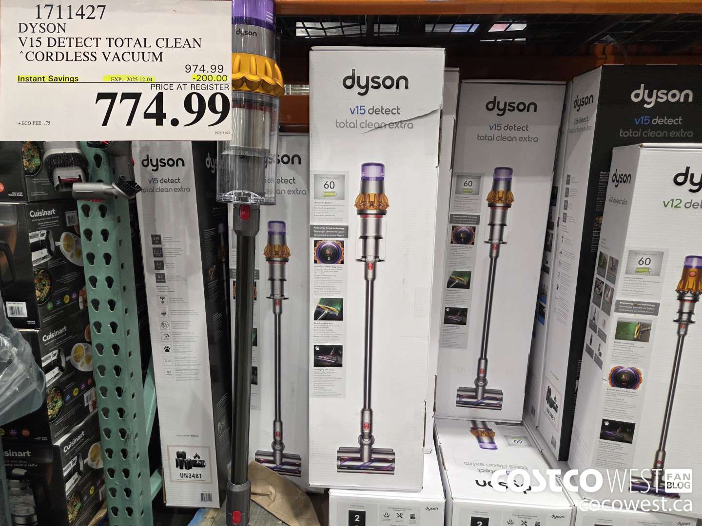 1711427 DYSON V15 DETECT TOTAL CLEAN CORDLESS VACUUM ($200.00 INSTANT SAVINGS EXPIRES ON 2025-12-04) $774.99