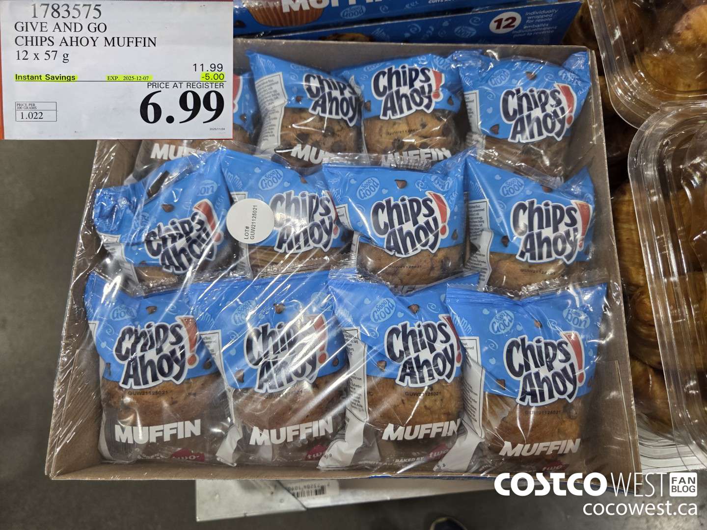 1783575 GIVE AND GO CHIPS AHOY MUFFIN 12 X 57G ($3.00 INSTANT SAVINGS EXPIRES ON 2025-12-07) $6.99