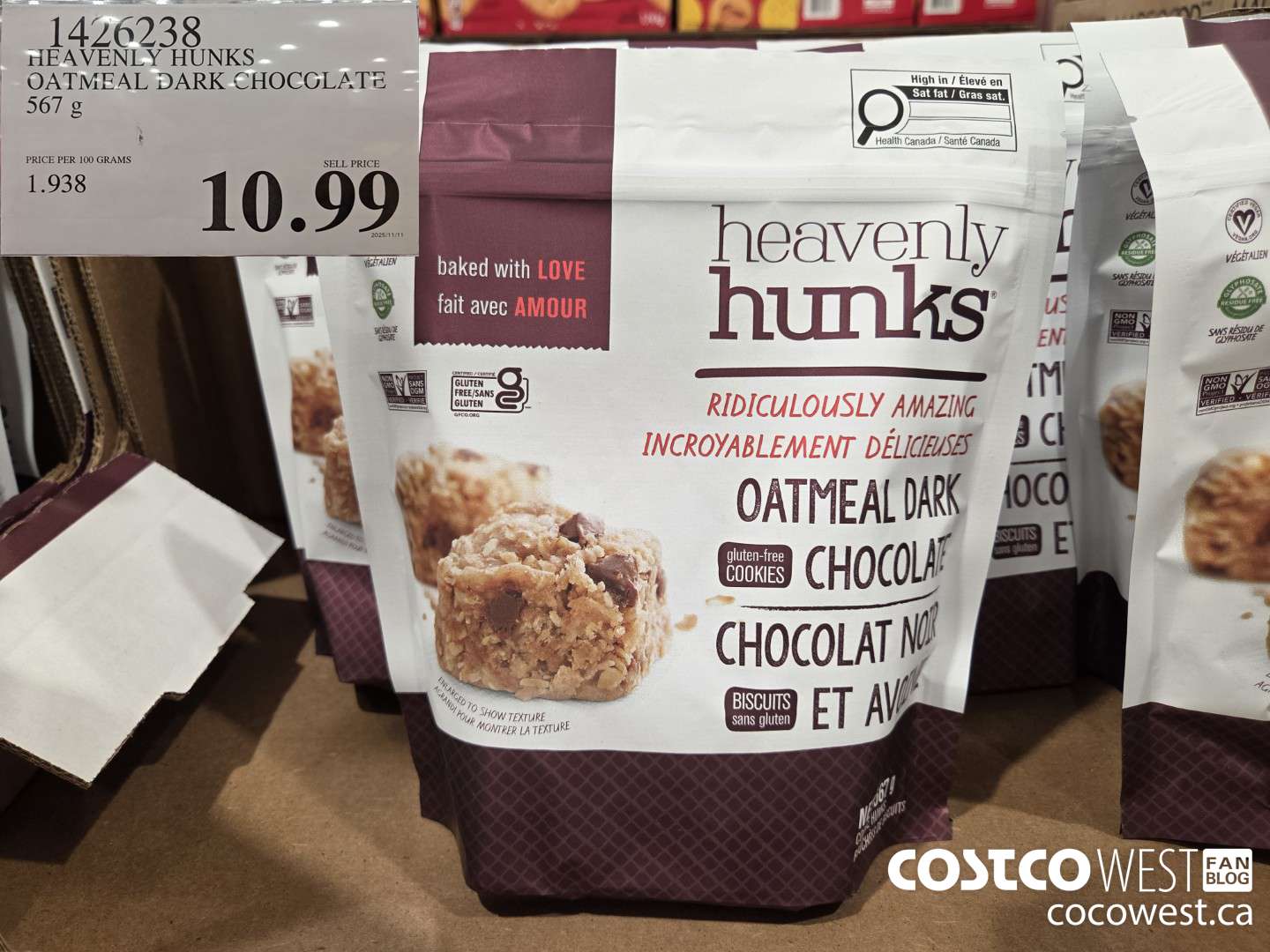 1426238 HEAVENLY HUNKS OATMEAL DARK CHOCGLATE 567 g $10.99