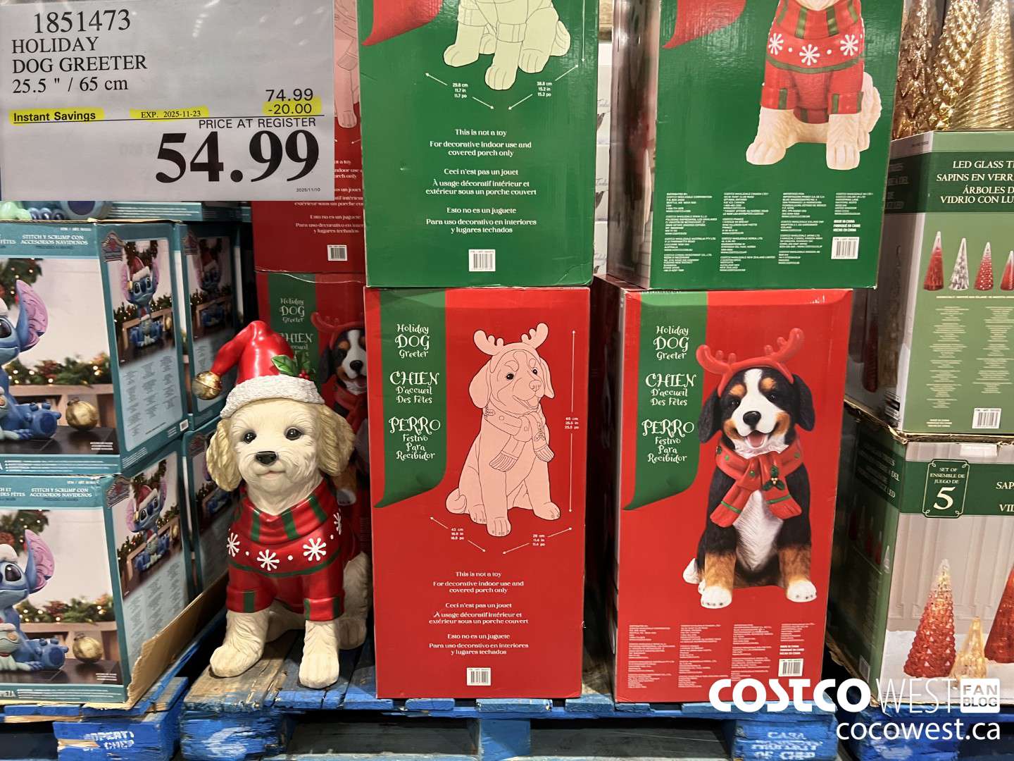 1851473 HOLIDAY DOG GREETER 25.5